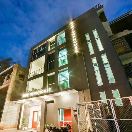 Super Townhouse Hosur Main Road Bommanahalli Near Gopalan Innovation Mall Bangalore Exterior foto